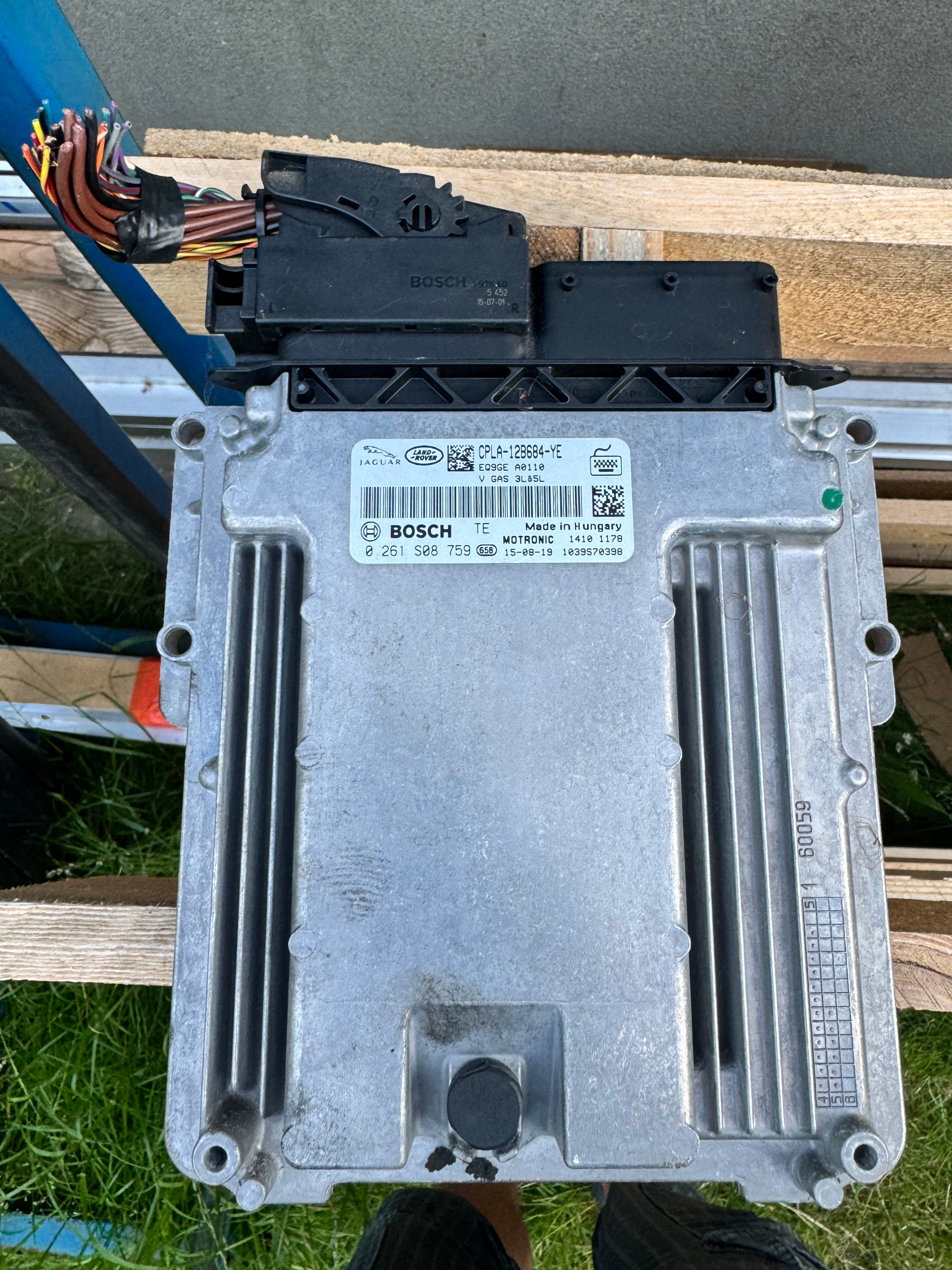БЛОК КЕРУВАННЯ ДВИГУНА ECU LAND ROVER DISCOVERY 4 3.0 SCV6 BOSCH CPLA-12B684-YE 