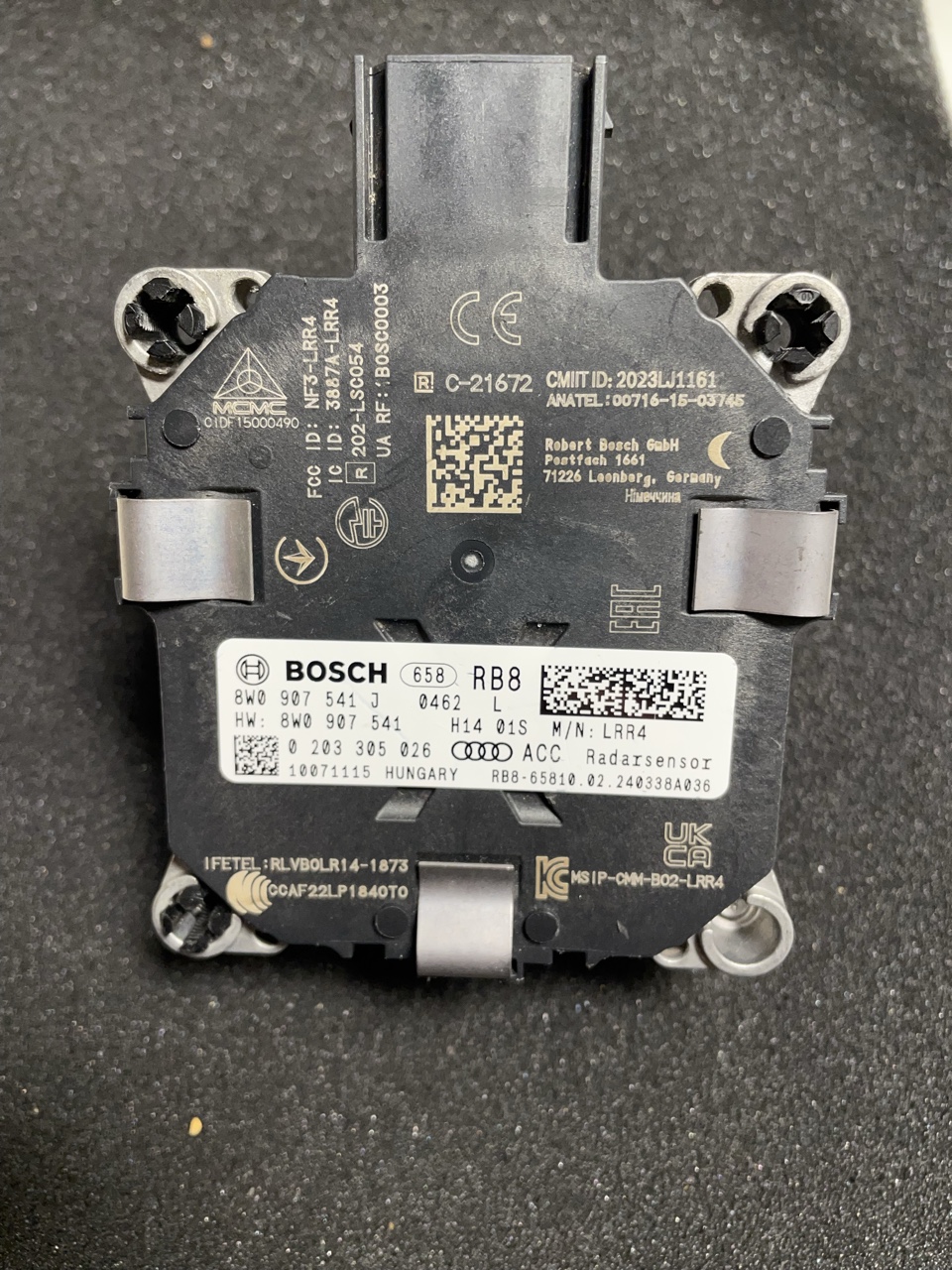 РАДАР ДИСТРОНІК ЛІВИЙ 8W0907561J DO AUDI A4/B9 
