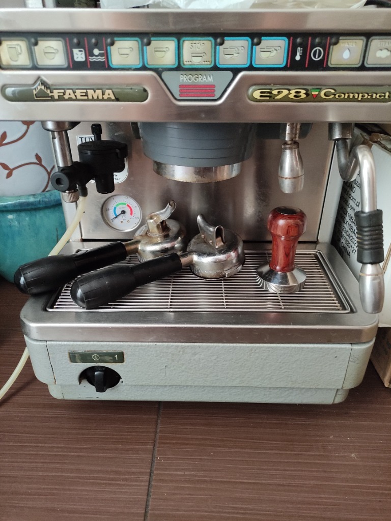Ekspres do kawy FAEMA E98 Compact OTWOCK Kup teraz na Allegro Lokalnie