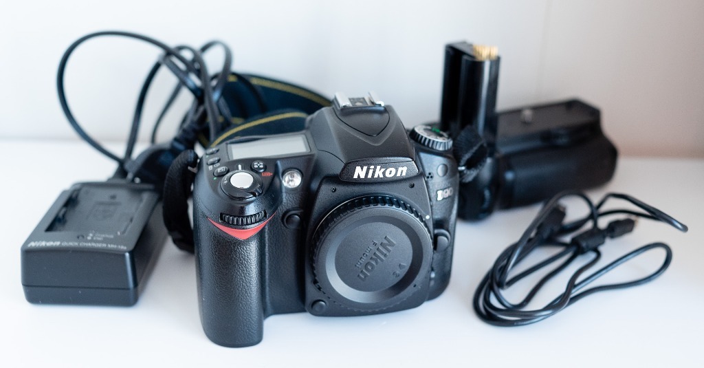 Aparat Nikon D90 + grip Podleńce Kup teraz na Allegro Lokalnie