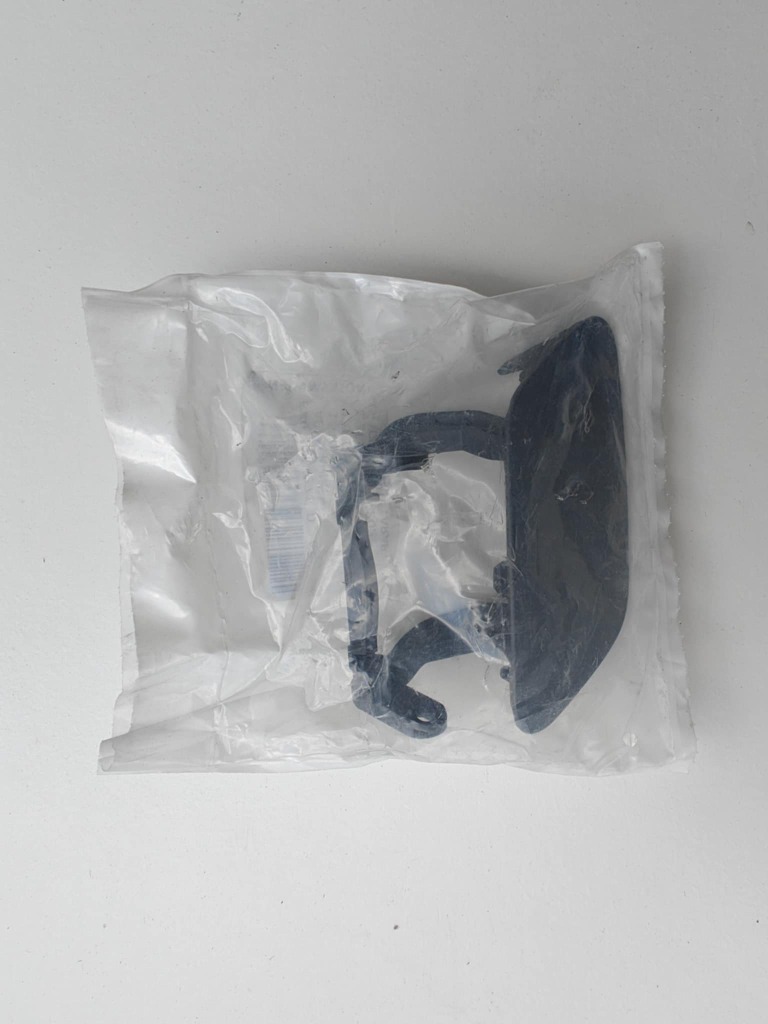 ЗАГЛУШКА ПРАВА ОМИВАЧА AUDI A4 B9 РЕСТАЙЛ 20-23 8W0955276D 