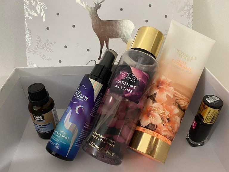 BOX PREZENTOWY DAMSKI Z KOSMETYKAMI Łódź Kup teraz na Allegro Lokalnie