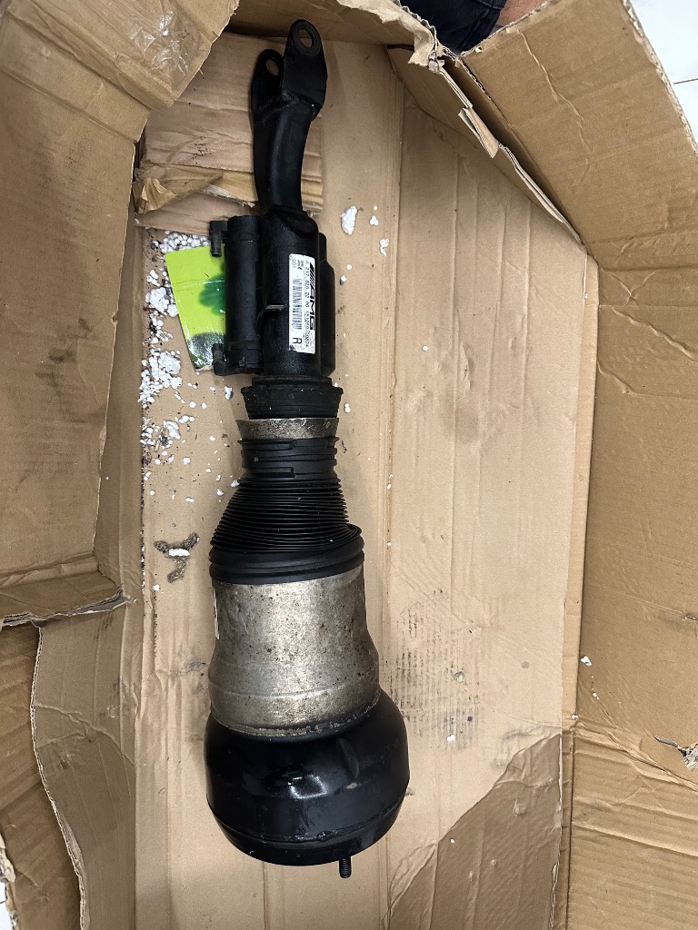 АМОРТИЗАТОР AIRMATIC MERCEDES A2173202200 / B4LF1Z007A16 