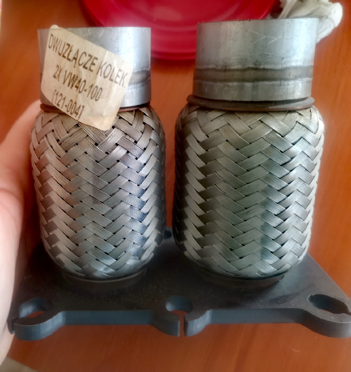 ЕЛЕМЕНТ ЕЛАСТИЧНИЙ СИСТЕМИ ВИПУСКНОГО DWUZLACZE VW40-100 121-004 