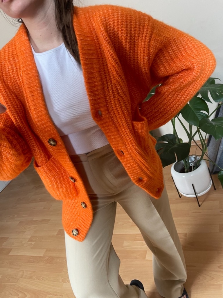 Pomarańczowy sweter na guziki zara oversize | Suchy Dąb | Kup teraz na  Allegro Lokalnie