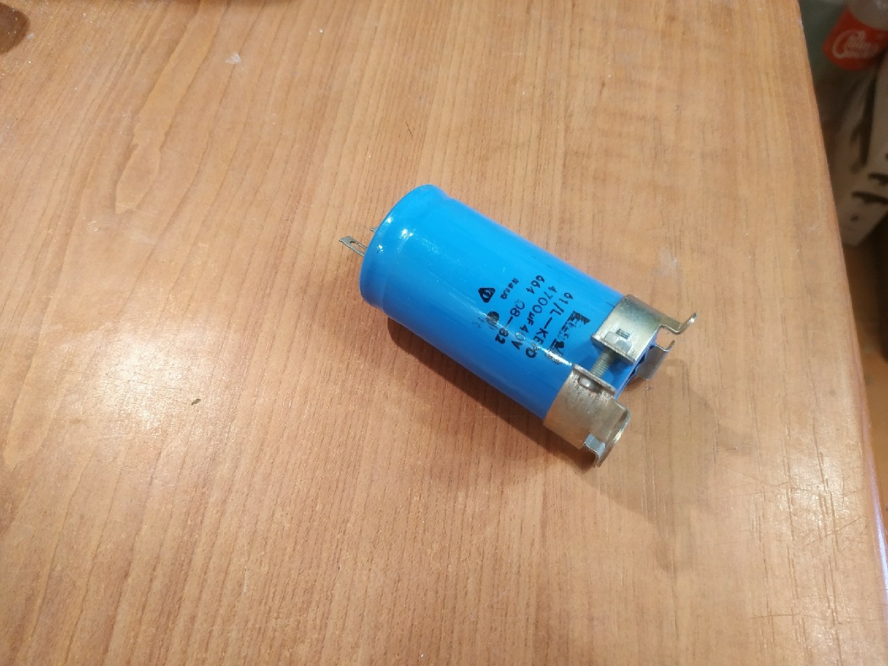 4700 µF 80V Elektrolytkondensator – 40x25mm, Universell Einsetzbar