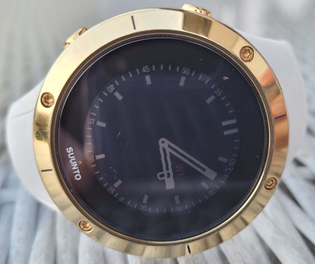 Умные часы Suunto Spartan Trainer Wrist HR Gold