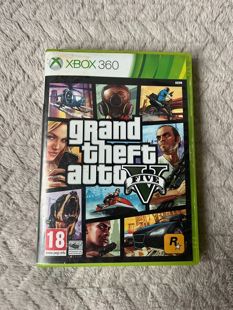 GRAND THEFT AUTO V complet avec carte et notices EUR 11,28 - FR