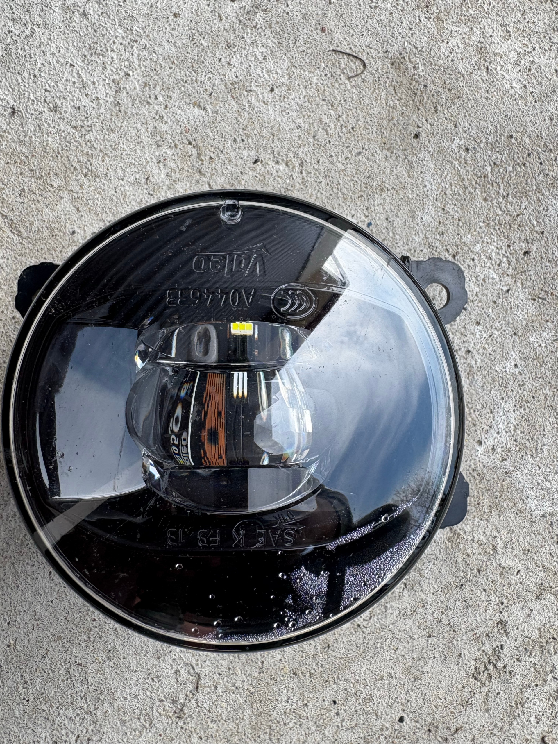 FORD MUSTANG ФАРА ТУМАННА ОРИГІНАЛ VALEO FR3Z 15200A 