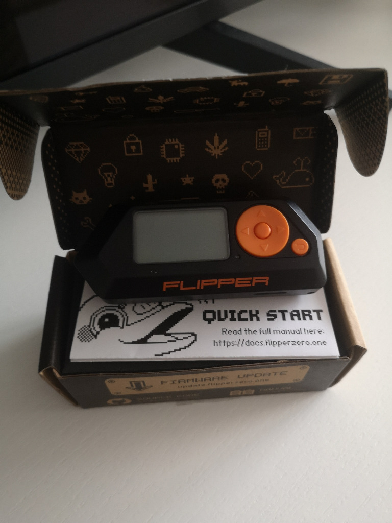 FLIPPER ZERO BLACK + MICROSD 32GB Warszawa Kup teraz na Allegro