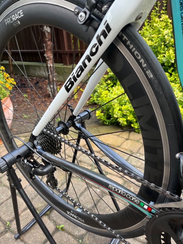 bianchi superleggera carbon
