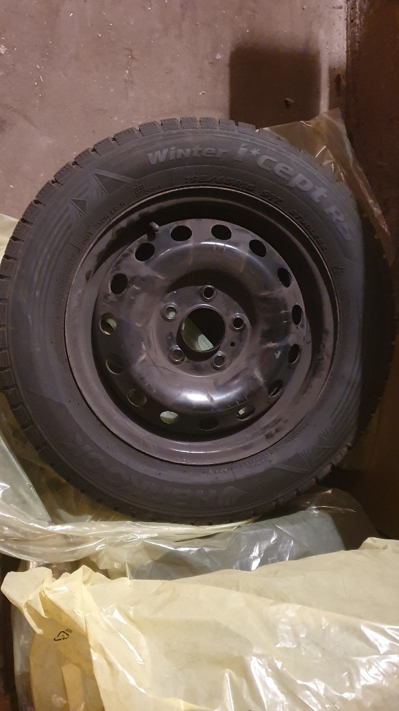 Komplet Koła KIA VENGA stal z zimowymi 195/65/15 Warszawa Kup