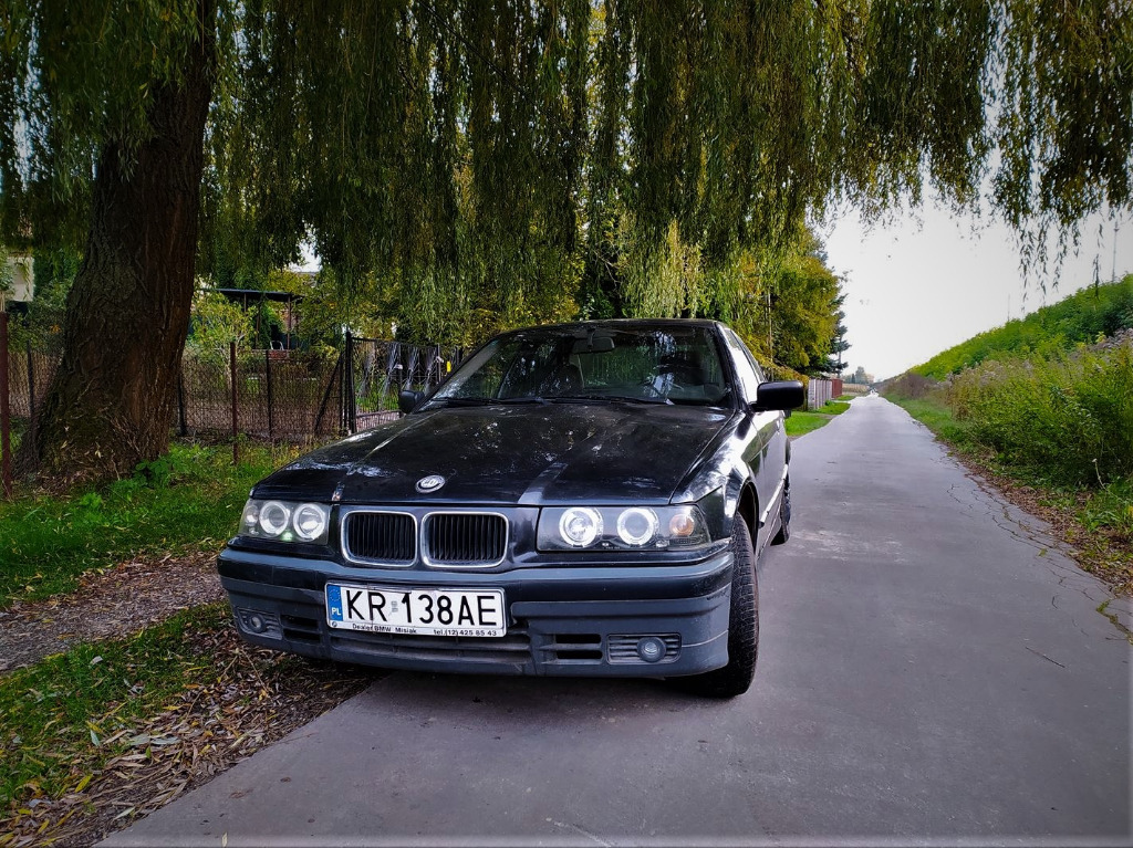 BMW E36 316I SEDAN 1993r. Cena 3500,00 zł Kraków