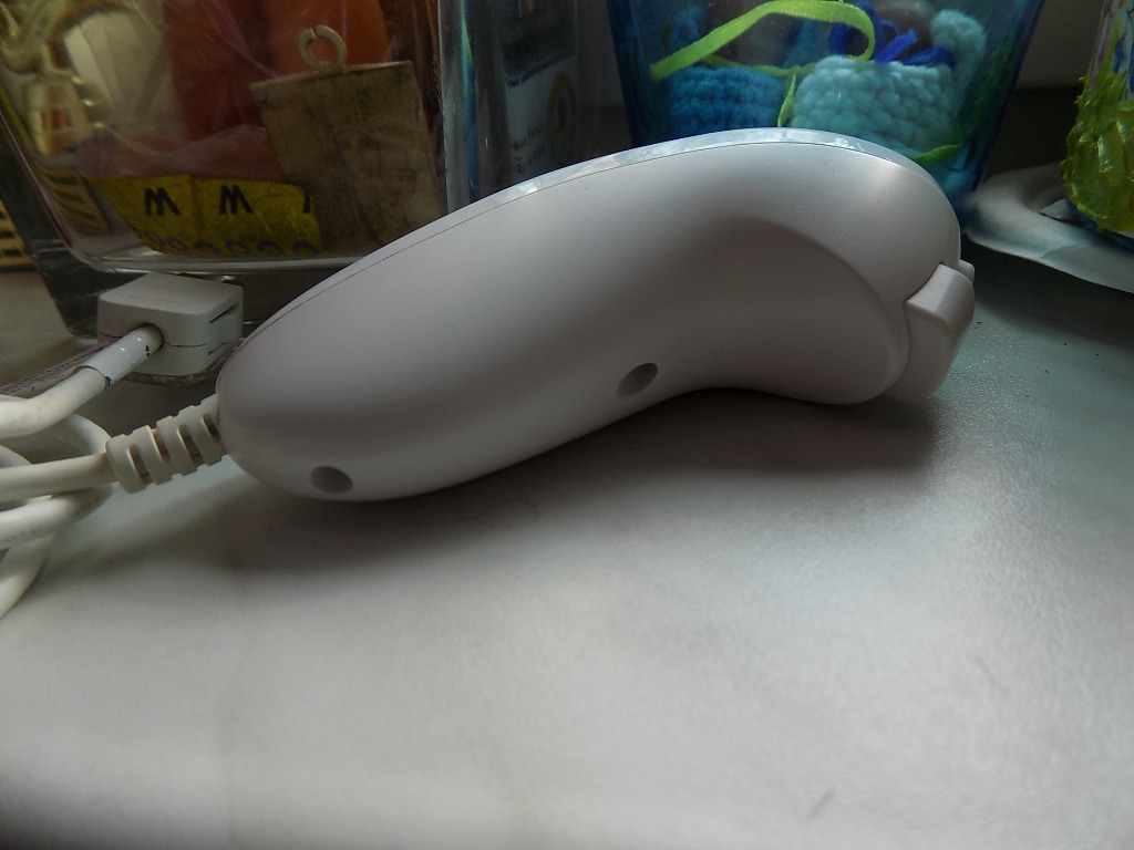 Wii - take様 Wii 訳ありお買い得】Nintendo wii 本体 (蓋なし) シロ ☆すぐ遊べる
