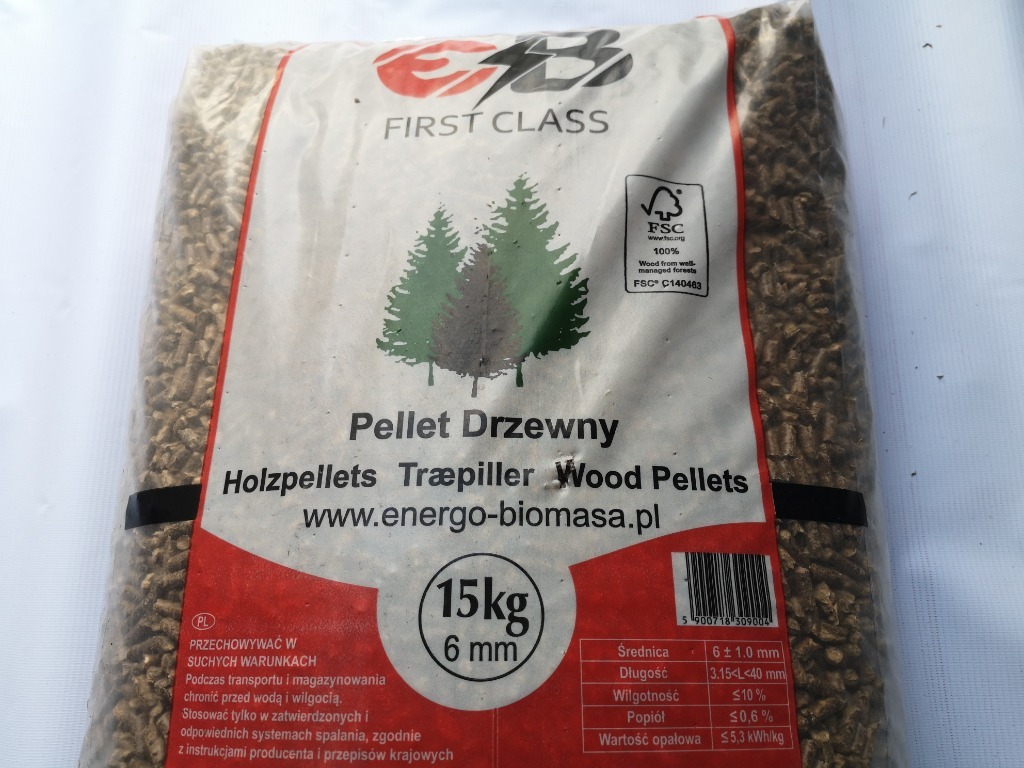 Pellet drzewny EB 6mm First Class 100 z drewna ig Złocieniec