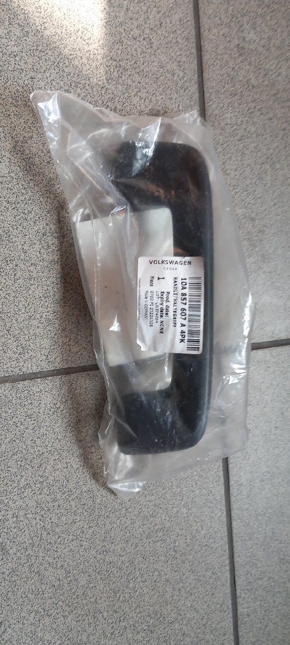 РУЧКА КРІПЛЕННЯ VW NR.KAT.10A857607A 