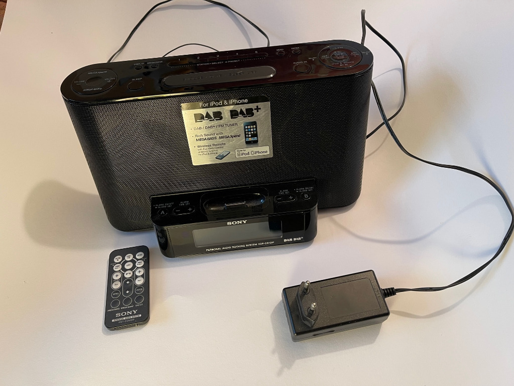 XDRDS12iP Sony Audio Andock System DAB DAB+ Radio Duisburg