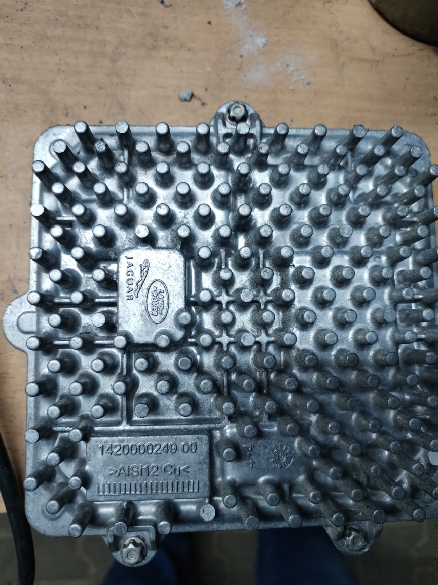 ПЕРЕТВОРЮВАЧ JAGUARA LAND ROVER J9C3 13E005 AC 