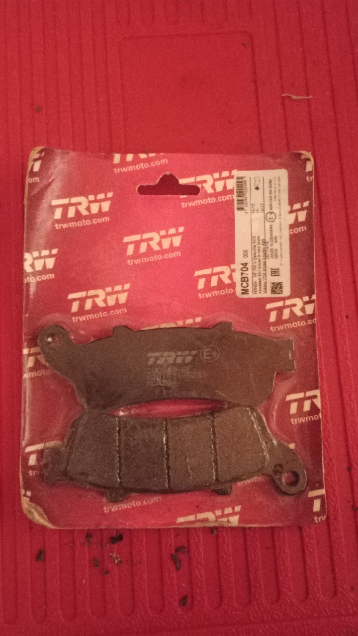 КОЛОДКИ ГАЛЬМІВНЕ TRW MCB704 