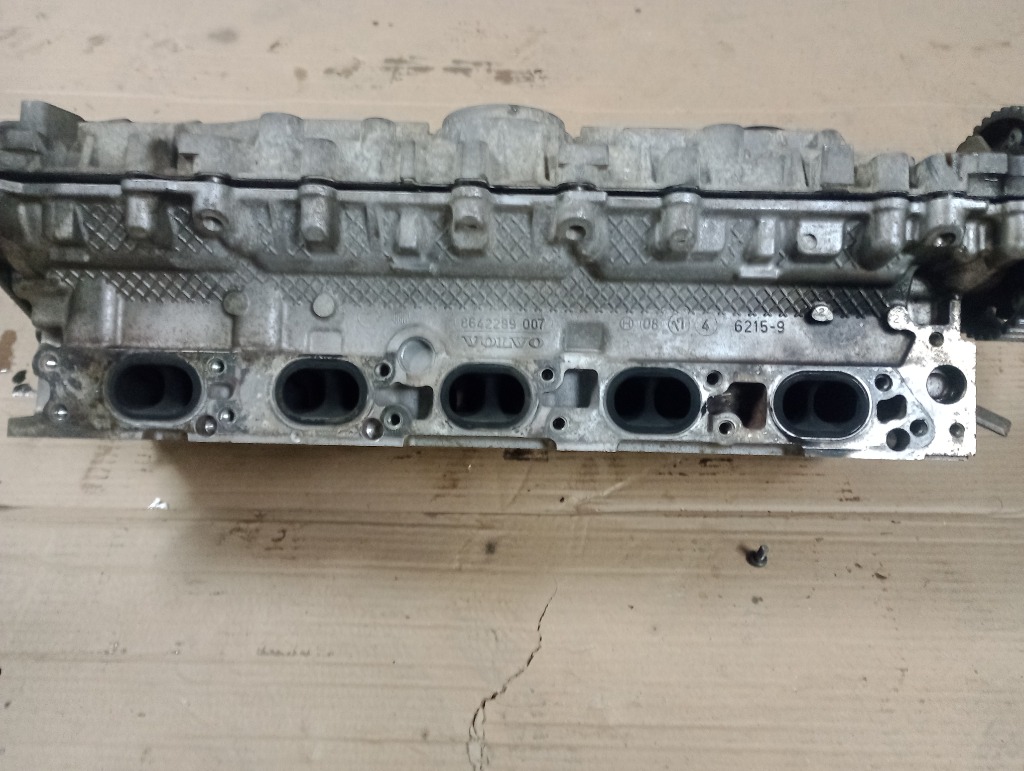 КОМПЛЕКТНА ГОЛОВКА FORD MONDEO, VOLVO 2.5 ТУРБО 220KM HUBA B5254T 