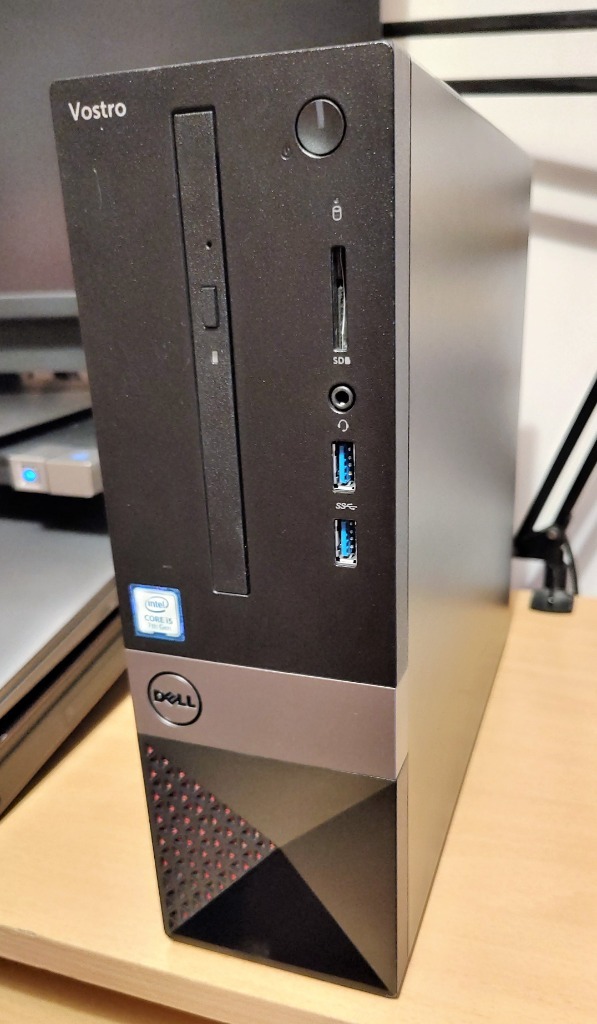 Dell Vostro 3268 i7/8GB/SSD256GB/Win11