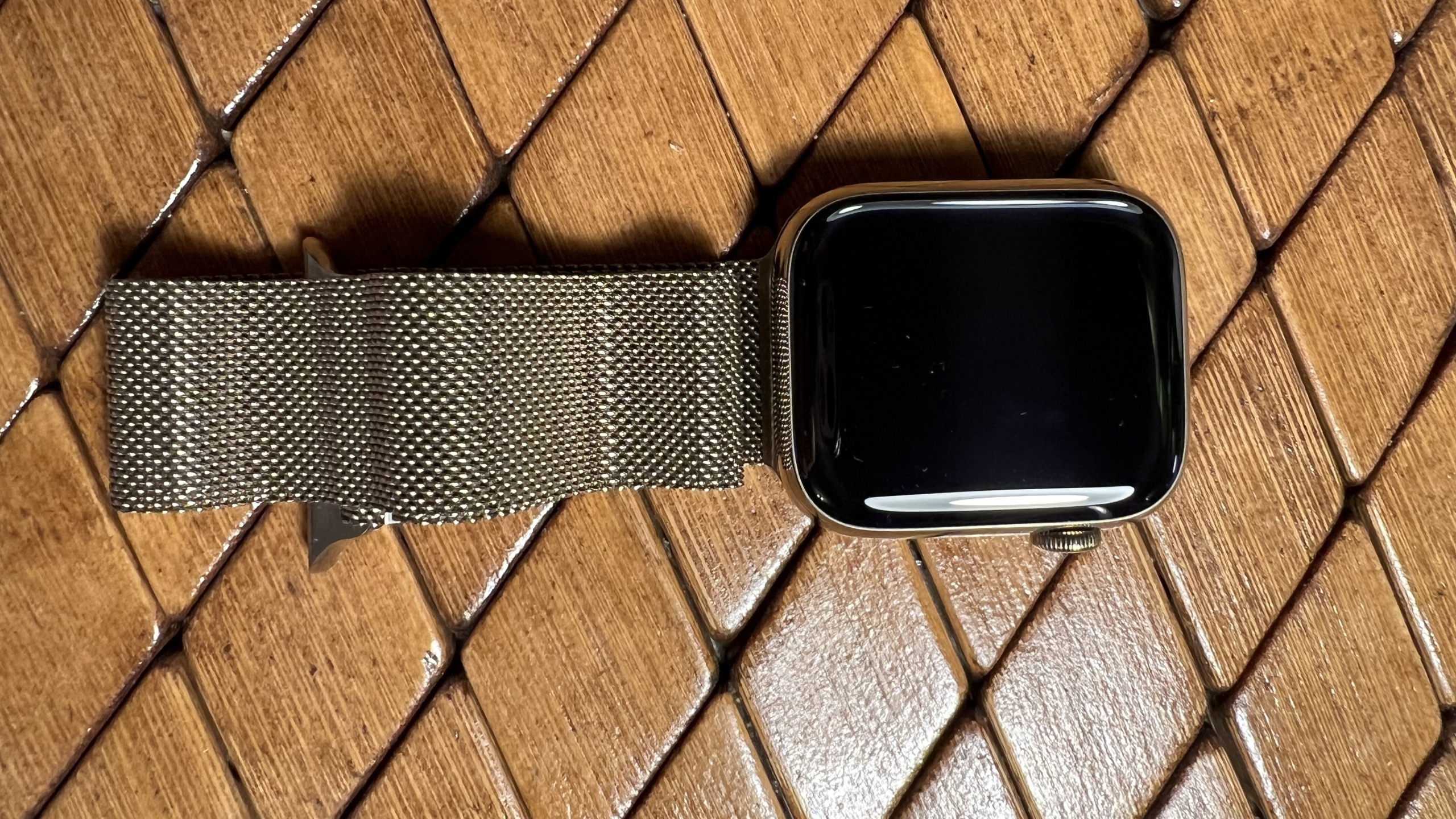 Zdjęcie oferty: Apple Watch Series 8 GPS +Cellular 45mm Gold  stal
