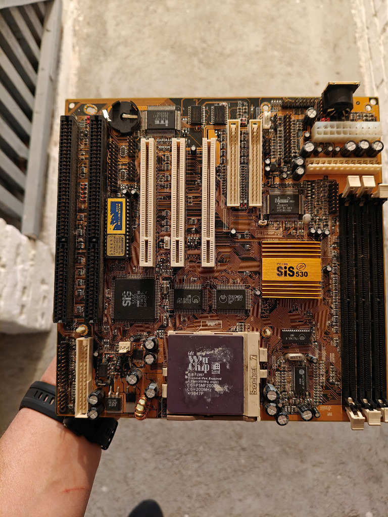 Processeur IDT Winchip2-A 3D – Socket 7 – Vintage (Occasion, 3DEE200GSA)