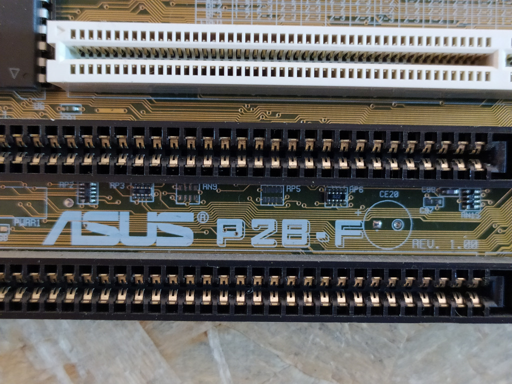 RETRO PŁYTA GŁÓWNA ASUS P2BF + PENTIUM II Kunice Licytacja na