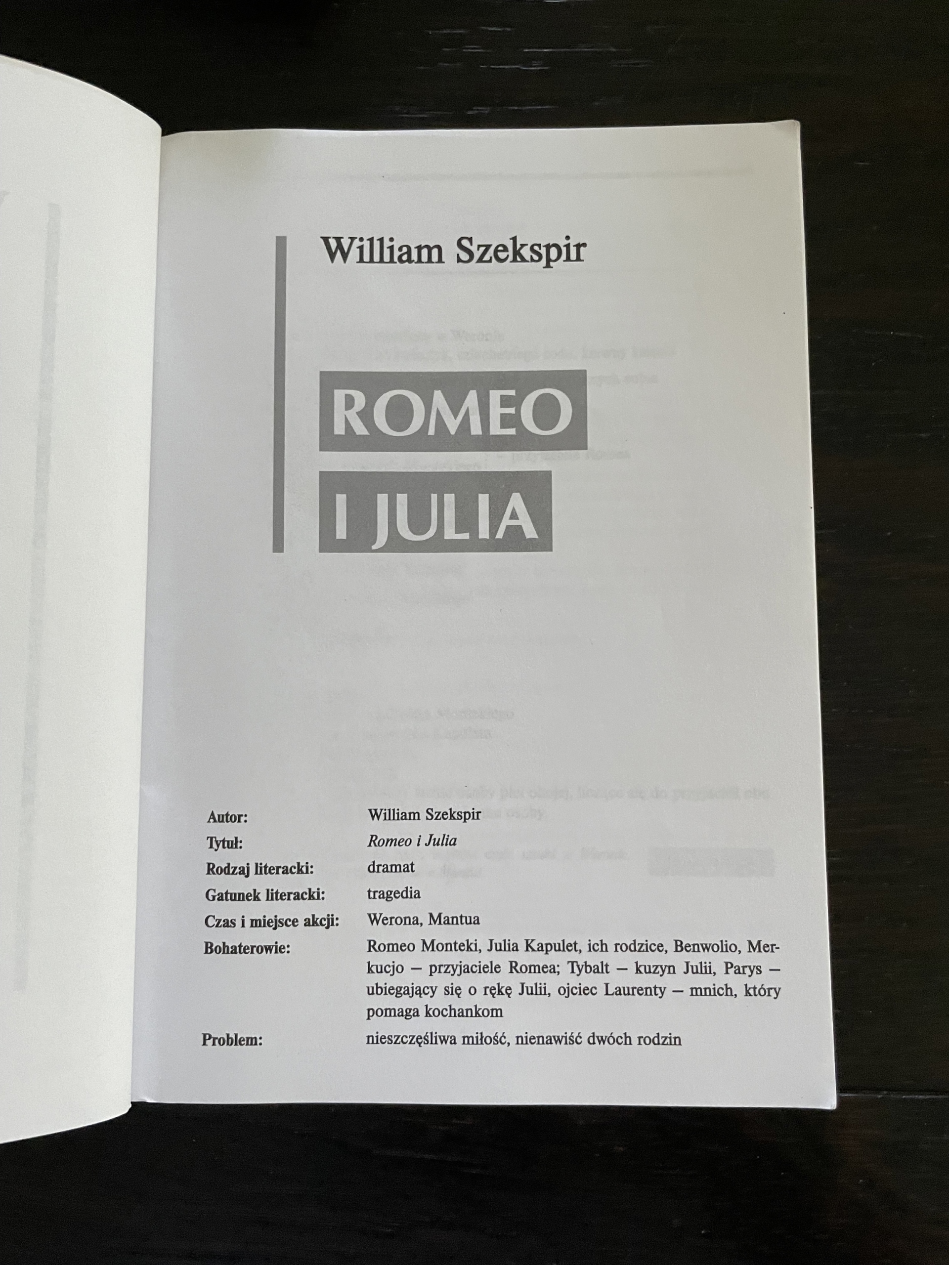 Romeo I Julia Gatunek I Rodzaj