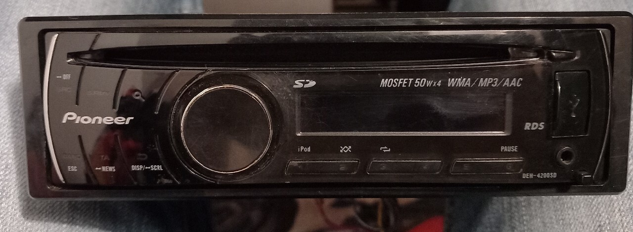 RADIO SAMOCHODOWE PIONEER DEH-4200SD | Laszki | Licytacja na Allegro ...