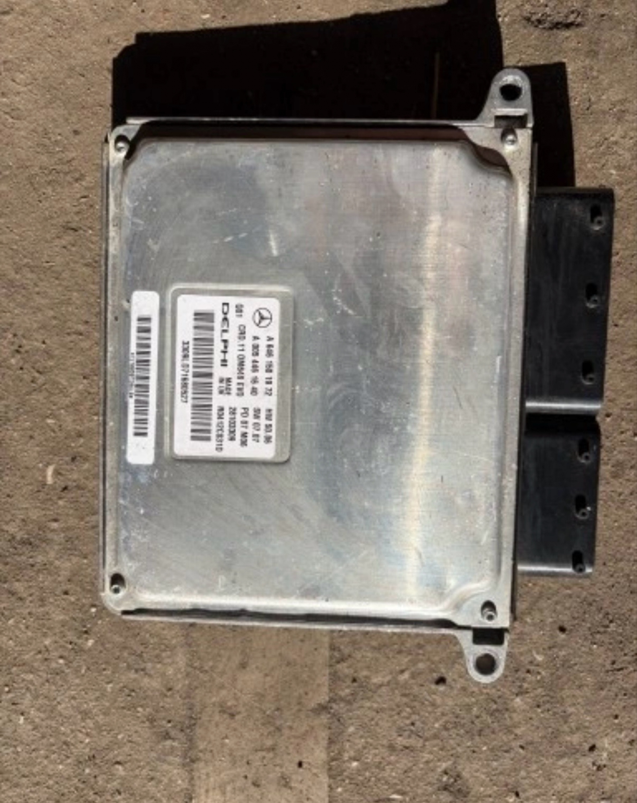 БЛОК КЕРУВАННЯ ДВИГУНА MERCEDES W204 2.2 CDI A6461501972 
