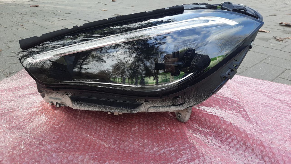 ФАРА ЛІВА MERCEDES CLE W236 C236 A2369065300 