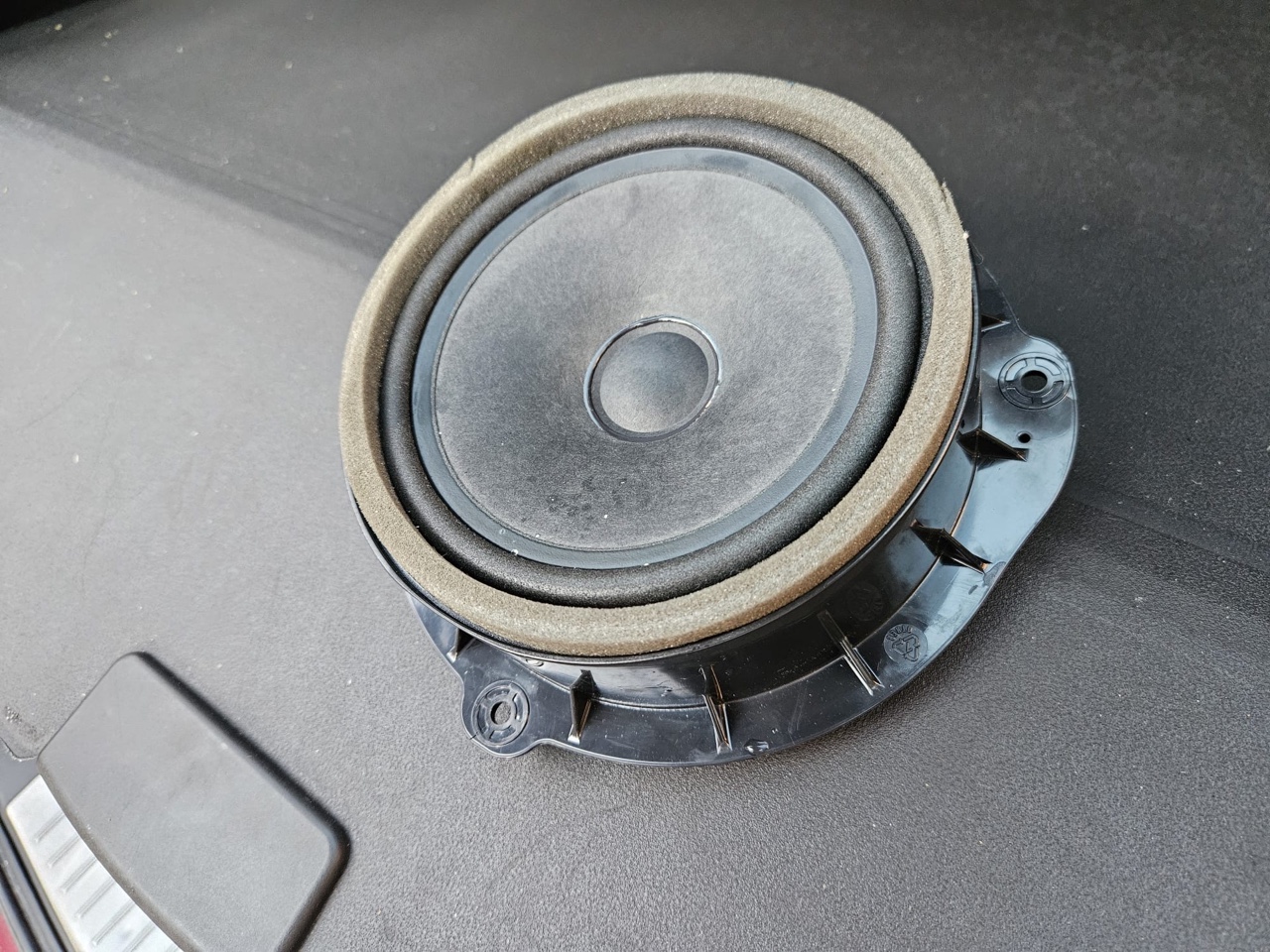 ДИНАМІК AUDI 80A035411 