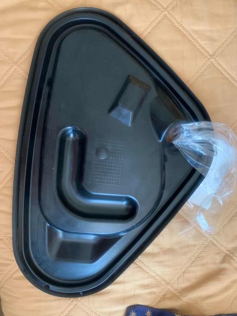 ЗАХИСТ ЗАГЛУШКА VOLKSWAGEN ПАСАТ OE 3G0837915B 