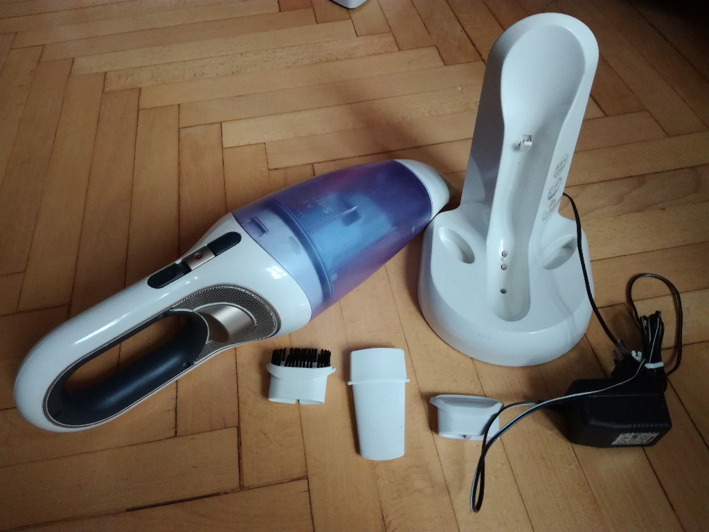 Odkurzacz ręczny MiniVac Wet&Dry FC6142 Philips Łódź Ogłoszenie na