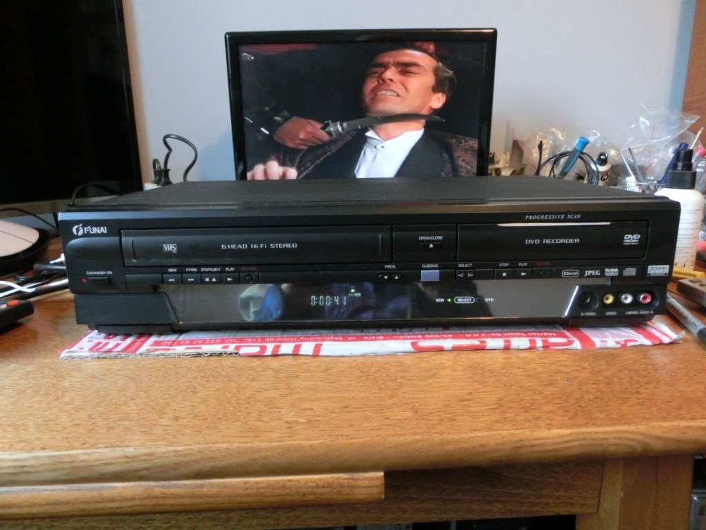 2CD＋VHS Can Box Combo Vhs Dvd - Niska cena na Allegro