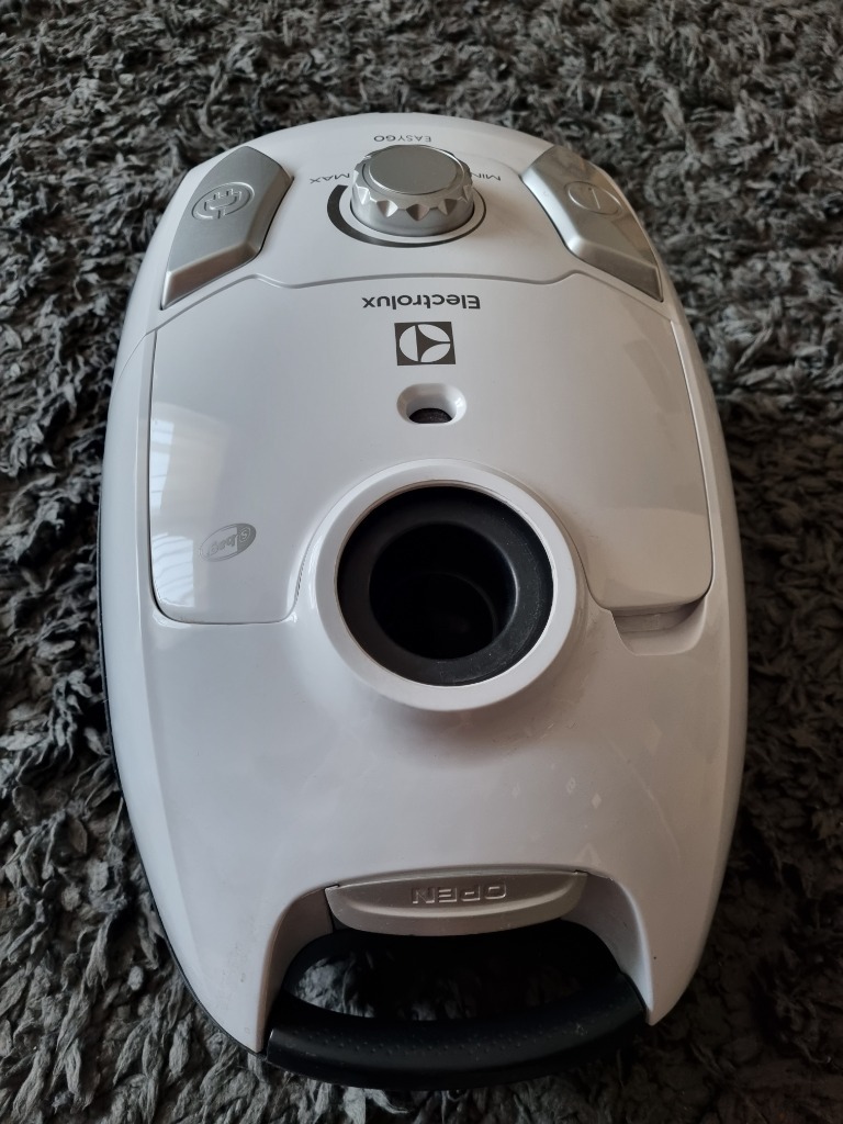 Odkurzacz Electrolux EasyGo EEG41IW | Kraków | Kup teraz na Allegro ...