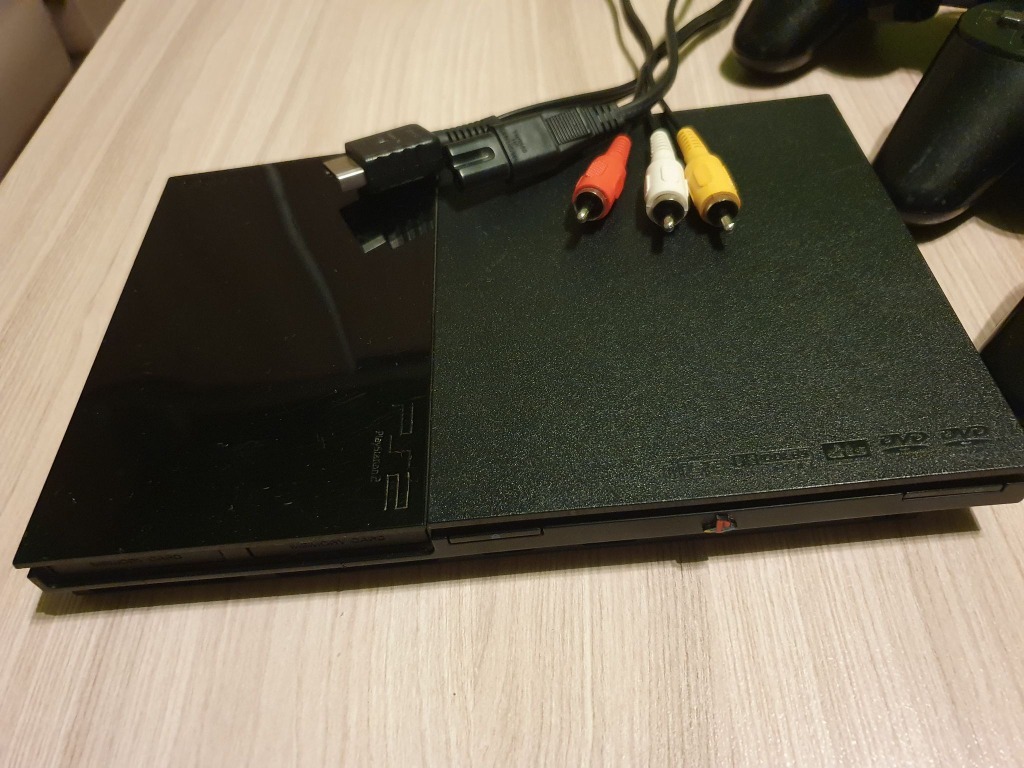 Konsola Sony PlayStation 2 SCPH90004 + 3 pady BielskoBiała Kup