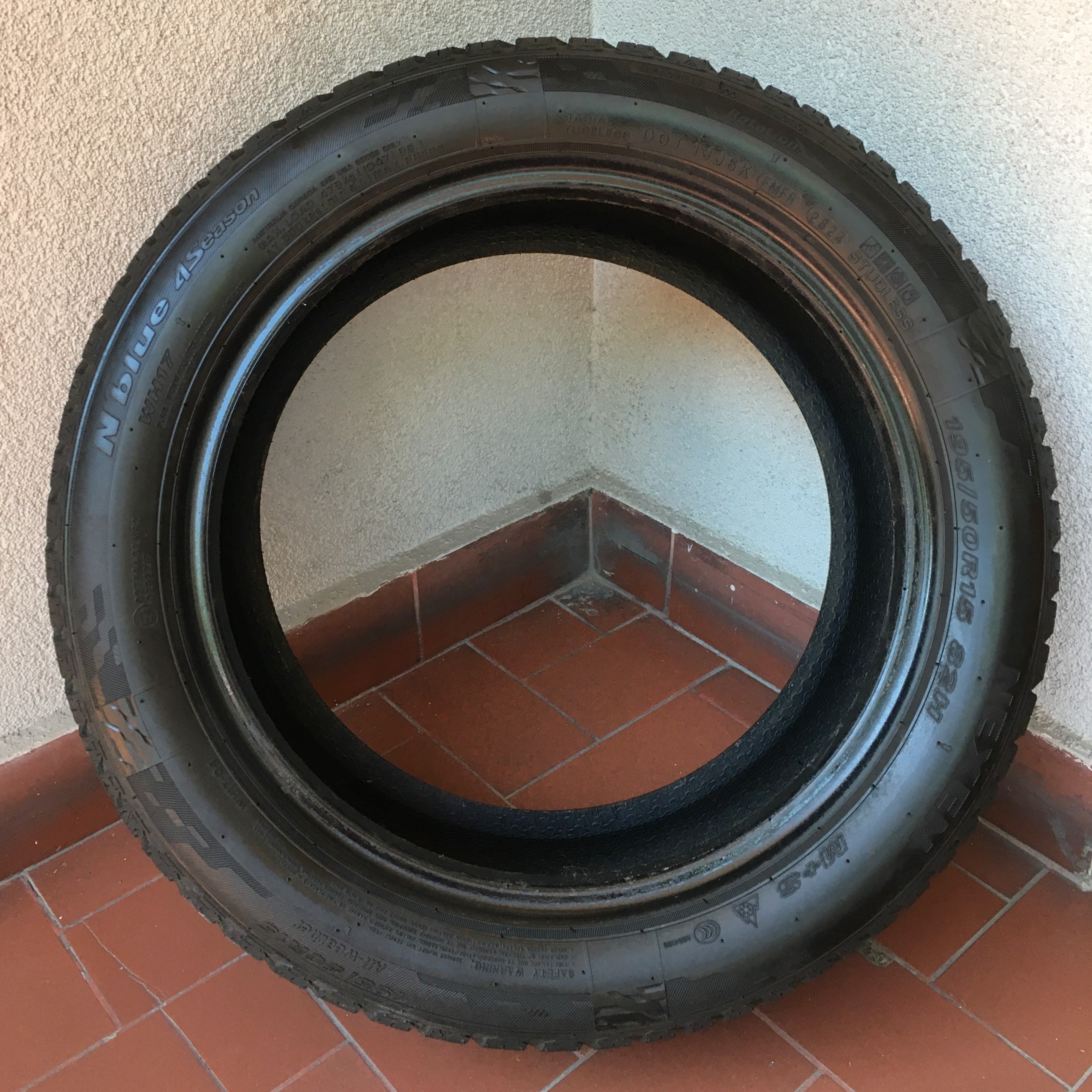 CALOROCZNE ШИНЫ NEXEN N'BLUE 4 SEASON 195/50R15 - КОМПЛЕКТ 4 ШТУКИ 