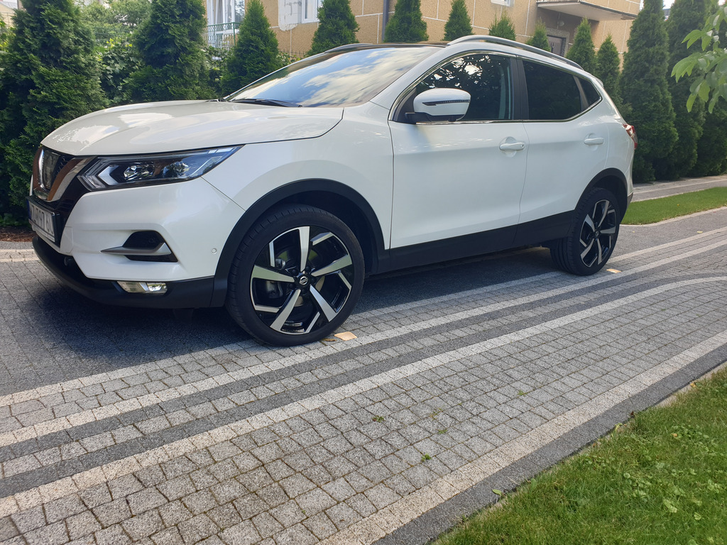 Nissan Qashqai Cena 82500,00 zł Kobyłka Allegro