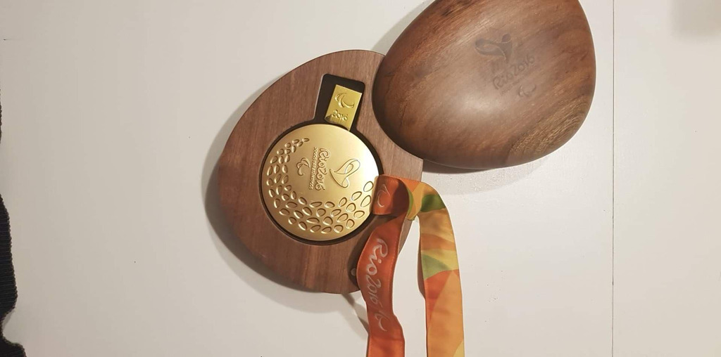 Zdjęcie oferty: Złoty medal Rio2016 Basi Bieganowskiej-dla Wojtka