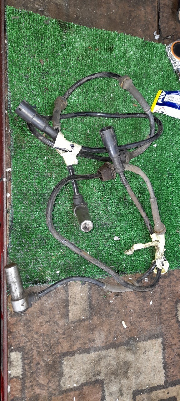 Tylne czujniki ABS audi 80 Cabrio 2.3 ng Siedlce Ogłoszenie na