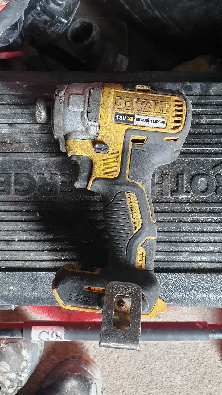 Dewalt dcf887 zakrętarka | Żary | Licytacja na Allegro Lokalnie