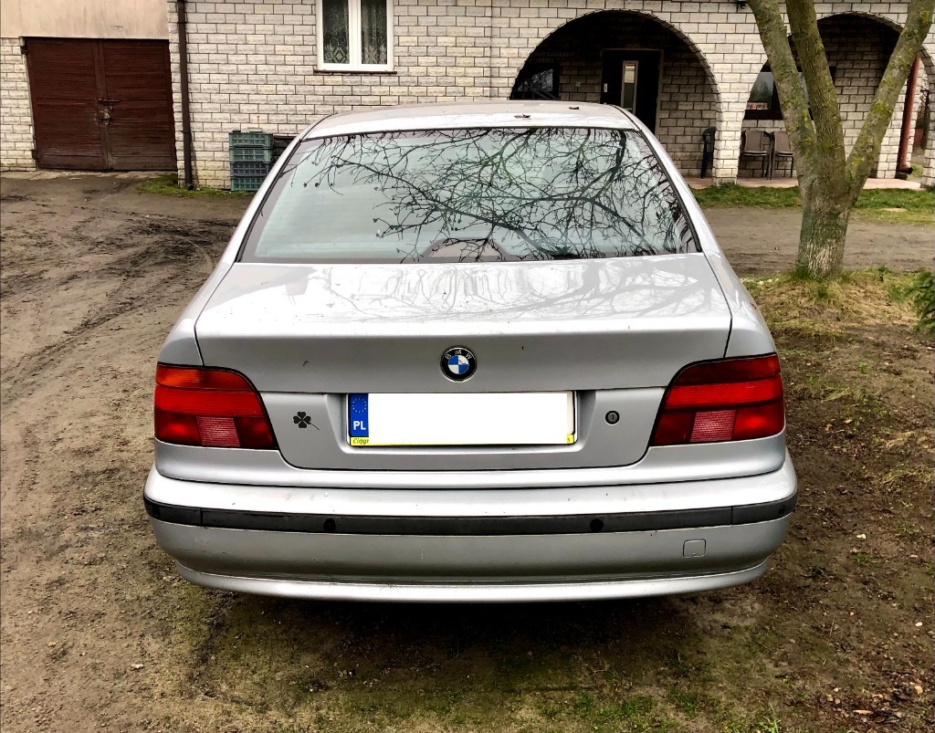 BMW E39 1996 2.0 Benzyna+LPG uszkodzony Cena 2500,00