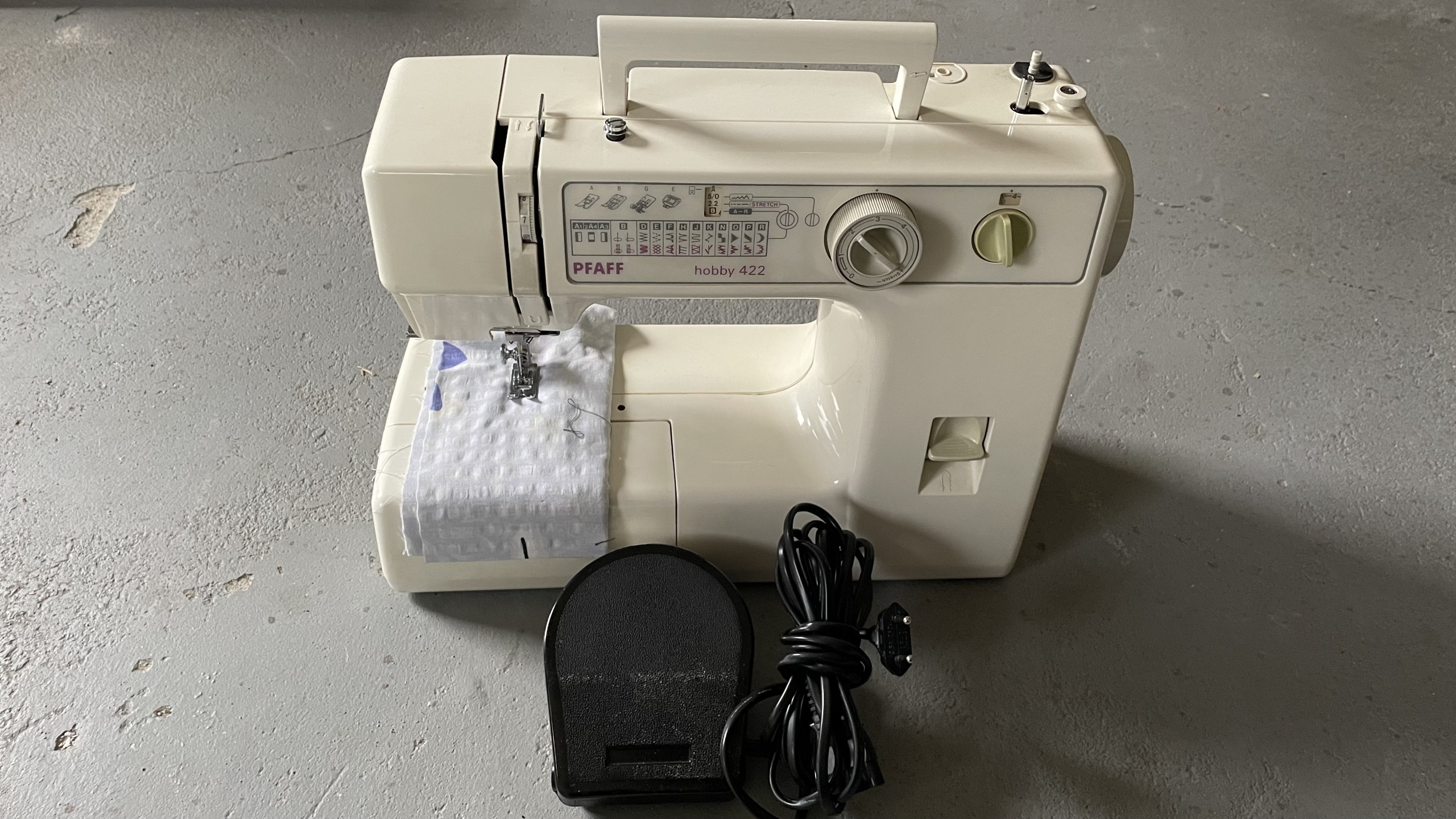Maszyna do szycia PFAFF hobby 422 Parzniew Kup teraz na Allegro