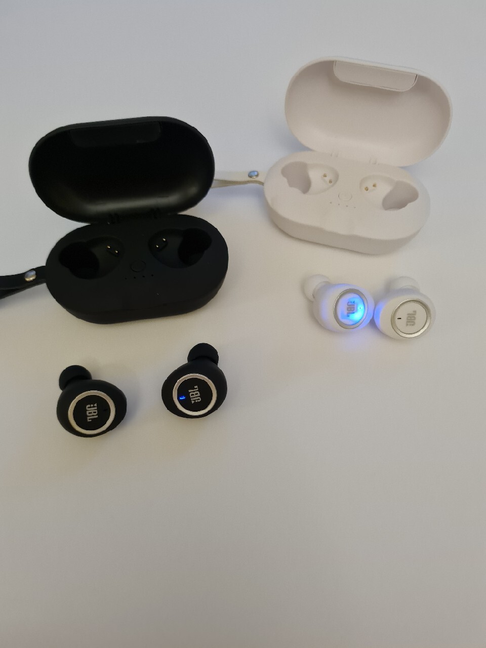 Słuchawki bezprzewodowe JBL TWS18/X8 Earbuds Szczecin Kup teraz na