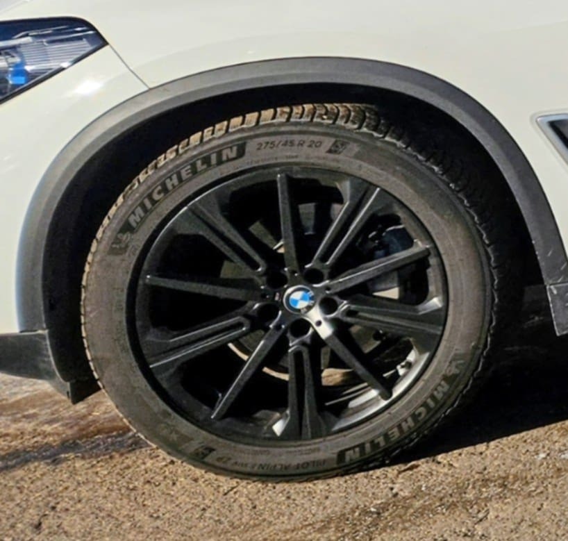 ДИСКИ BMW M STAR SPOKE 748M R20 + ШИНИ MICHELIN ALPIN 5 SUV ZP DO BMW X5 