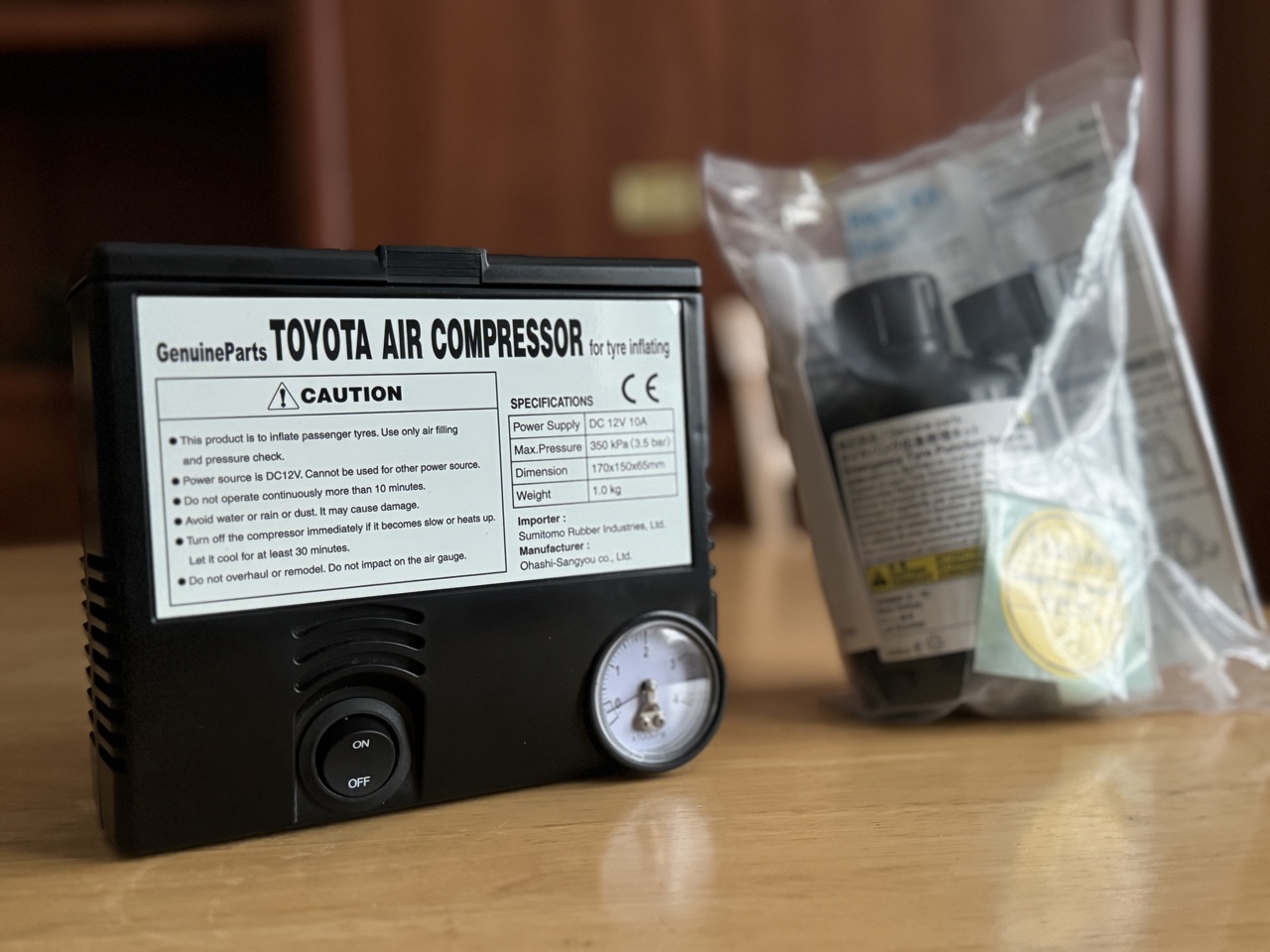 КОМПРЕСОР НАСОС 12V10A КОМПЛЕКТ РЕМОНТНИЙ КОЛЕСА ШИНИ TOYOTA ОРИГІНАЛ 