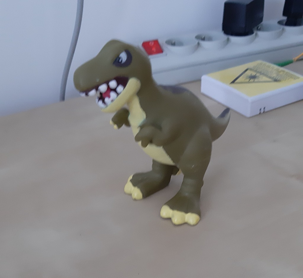 Zdjęcie oferty: Dinozaur figurka