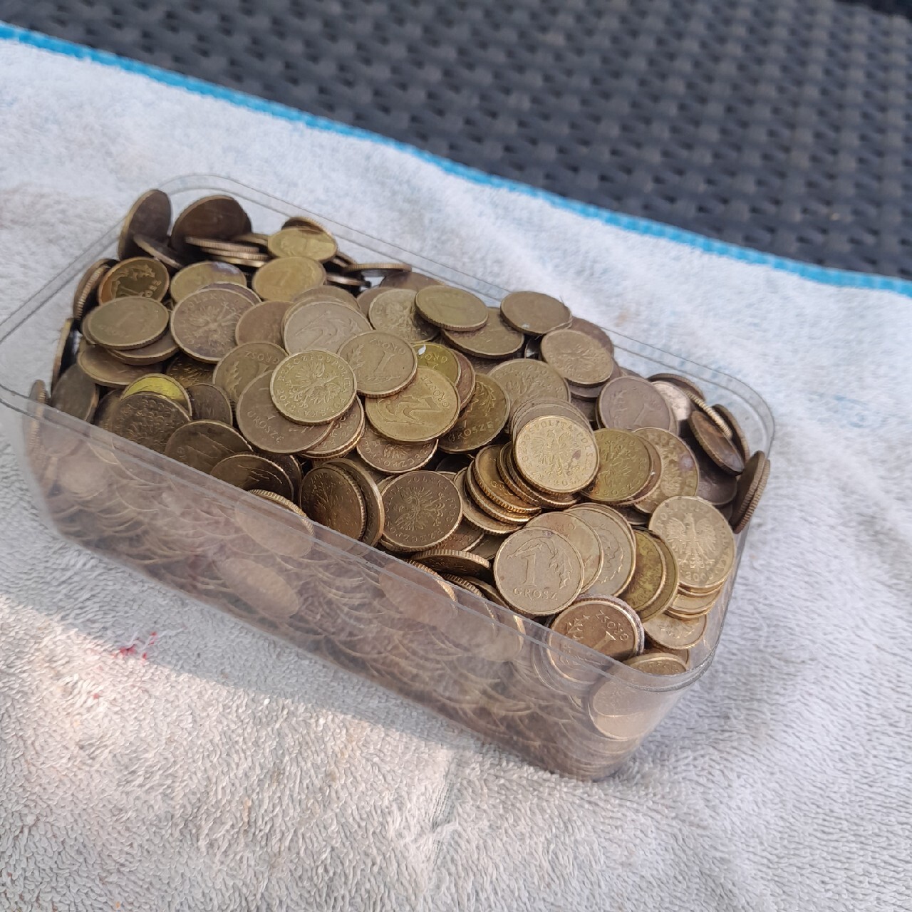 monety-na-kilogramy-2-2-kg-krak-w-licytacja-na-allegro-lokalnie